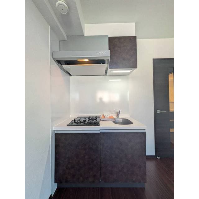 Room image 12