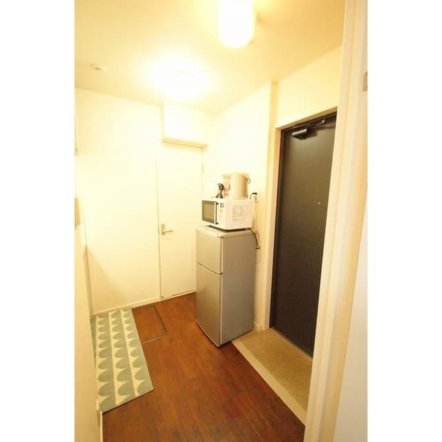 Room image 9