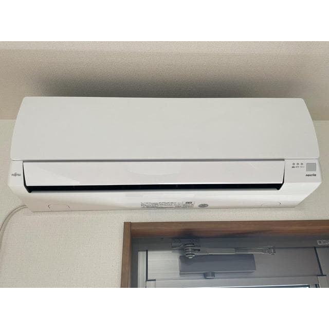 Room image 15