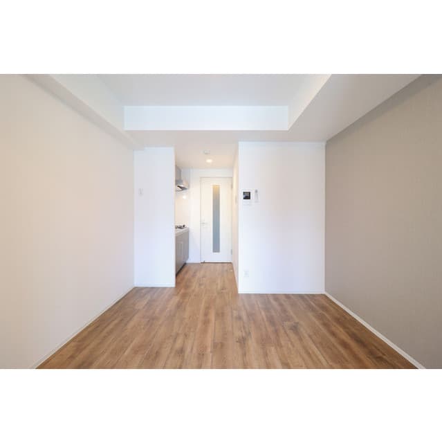 Room image 15