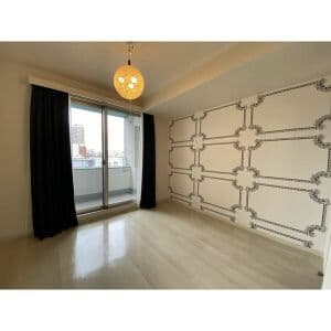 Room image 10