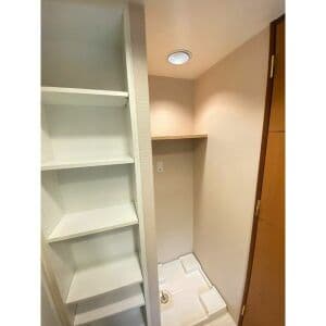 Room image 15