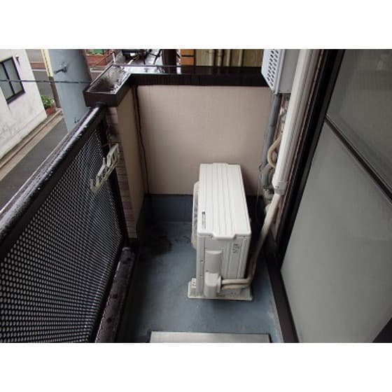 Room image 15