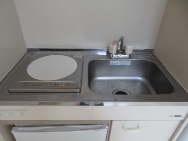 Room image 15