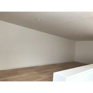 Room image 14