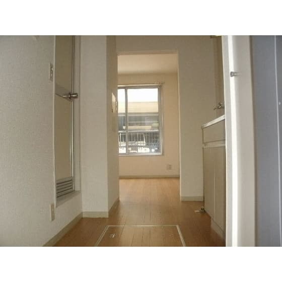 Room image 9