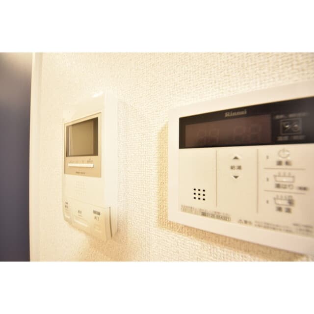 Room image 13