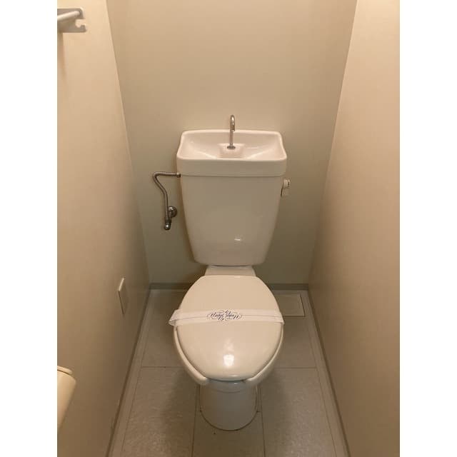 Room image 14