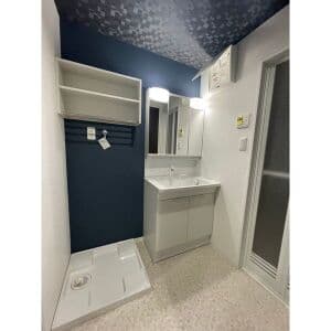 Room image 11