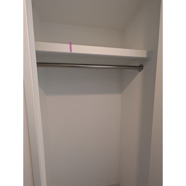 Room image 16