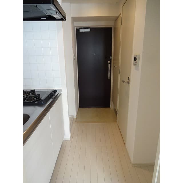 Room image 11
