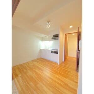 Room image 15