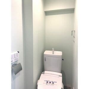 Room image 12