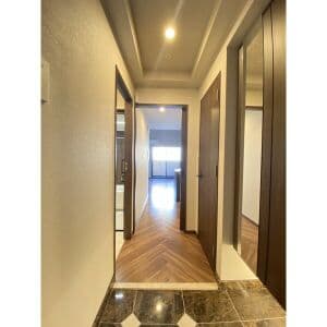 Room image 13