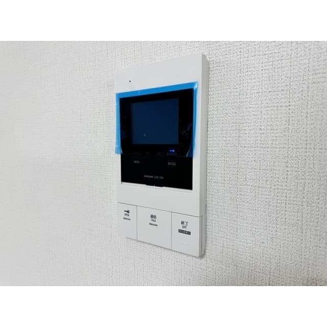 Room image 16