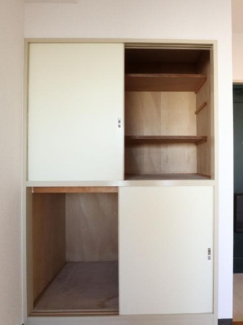 Room image 13