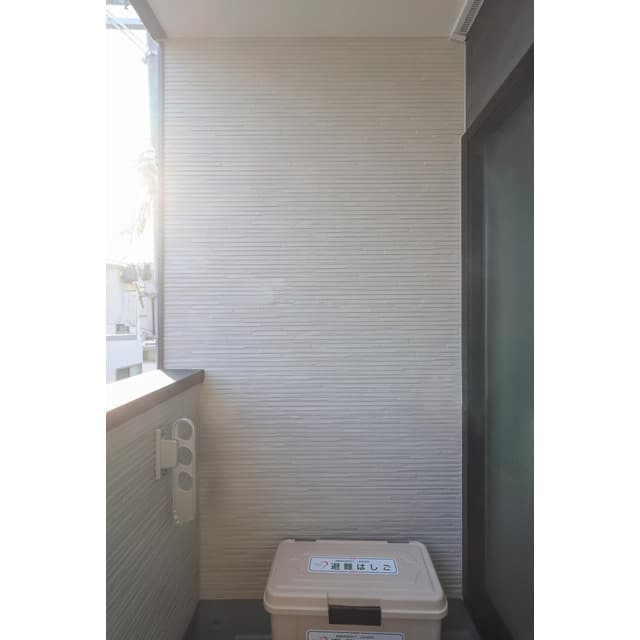 Room image 15