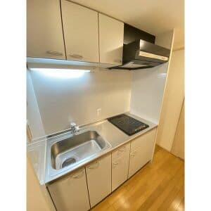 Room image 8