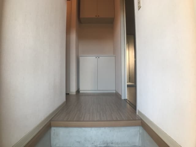 Room image 13
