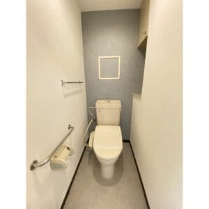 Room image 12
