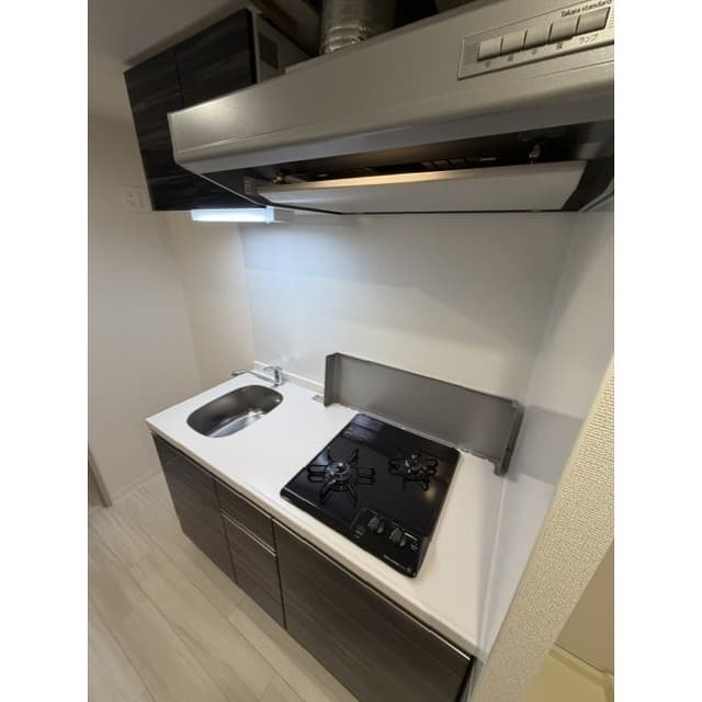 Room image 16
