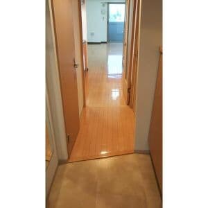 Room image 12