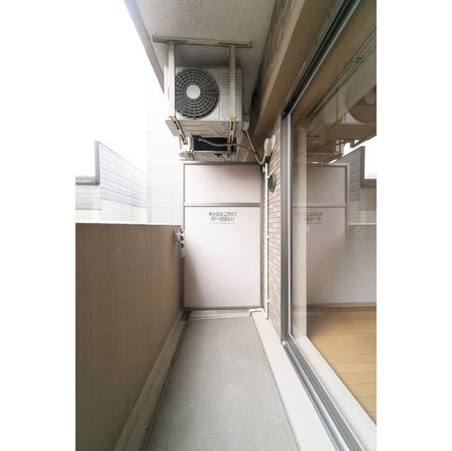 Room image 14