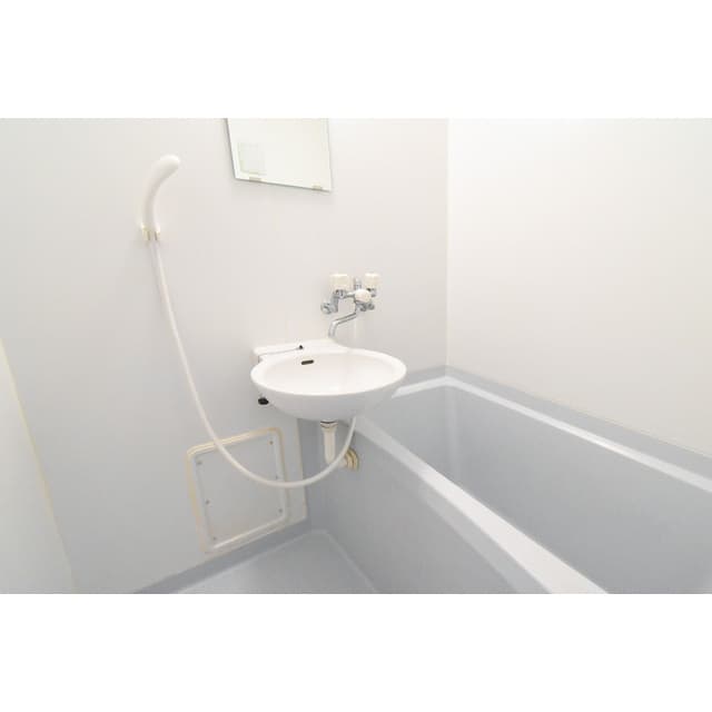 Room image 11