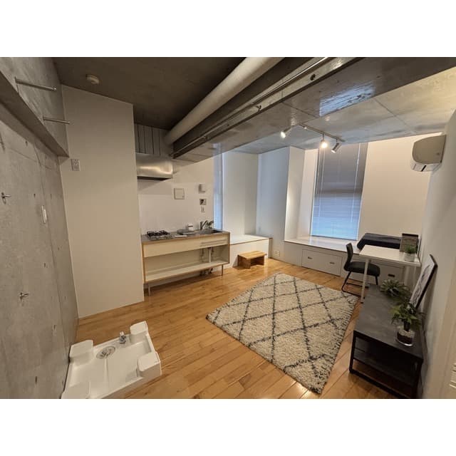 Room image 8
