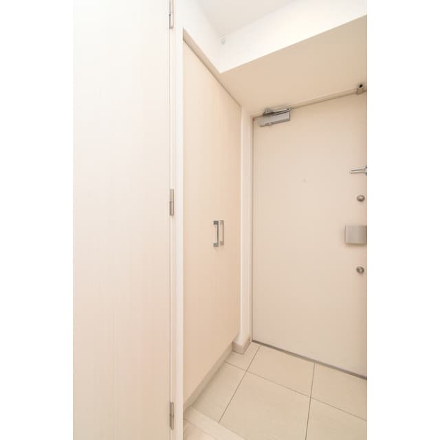 Room image 15