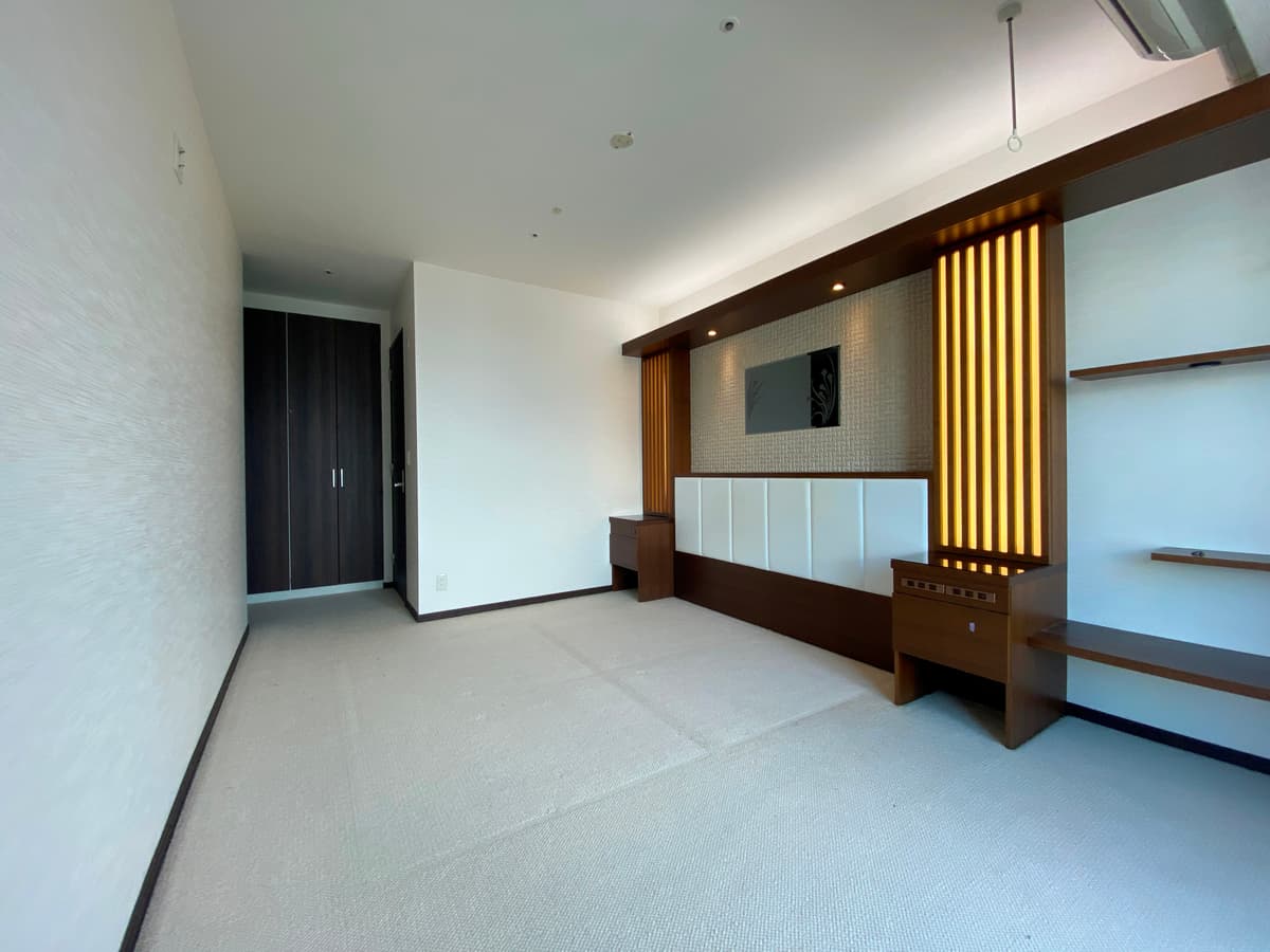 Room image 13