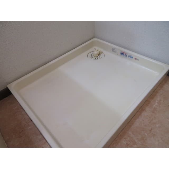 Room image 16