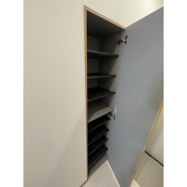 Room image 15