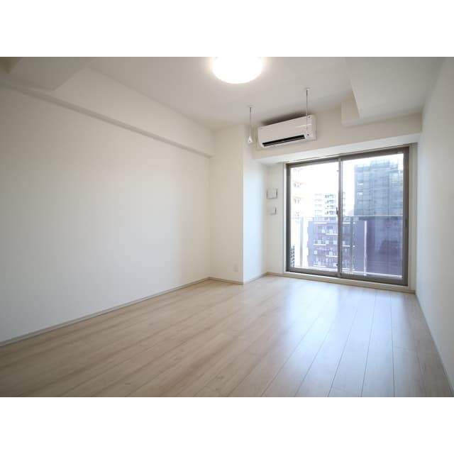 Room image 14