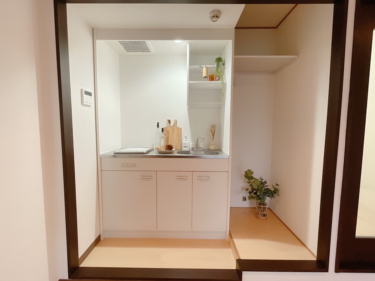 Room image 8