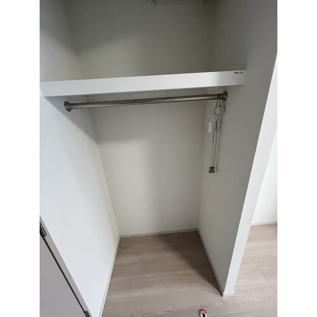 Room image 16