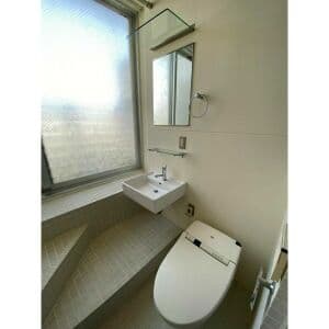 Room image 13