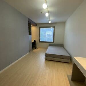 Room image 15