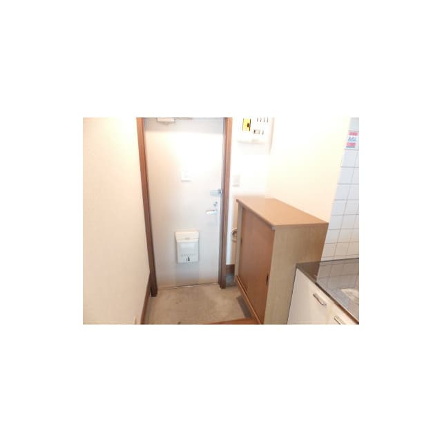 Room image 16