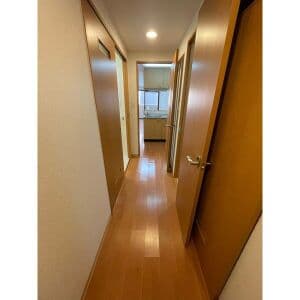 Room image 12