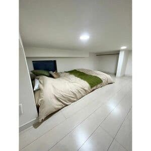 Room image 10