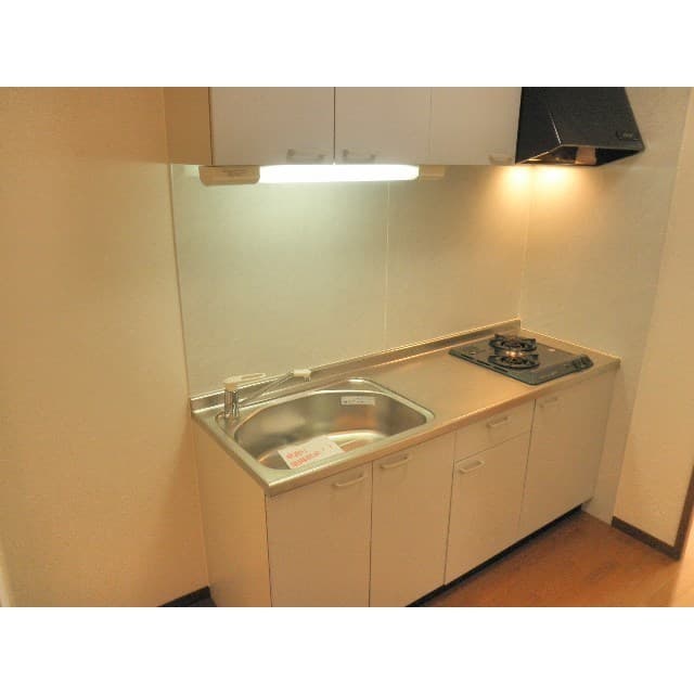 Room image 9