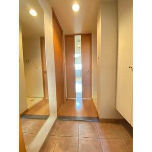 Room image 12