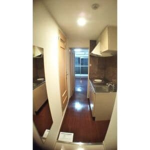 Room image 11