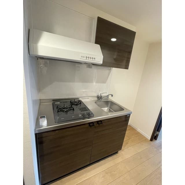 Room image 11
