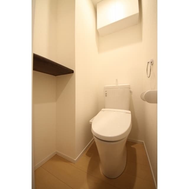 Room image 9