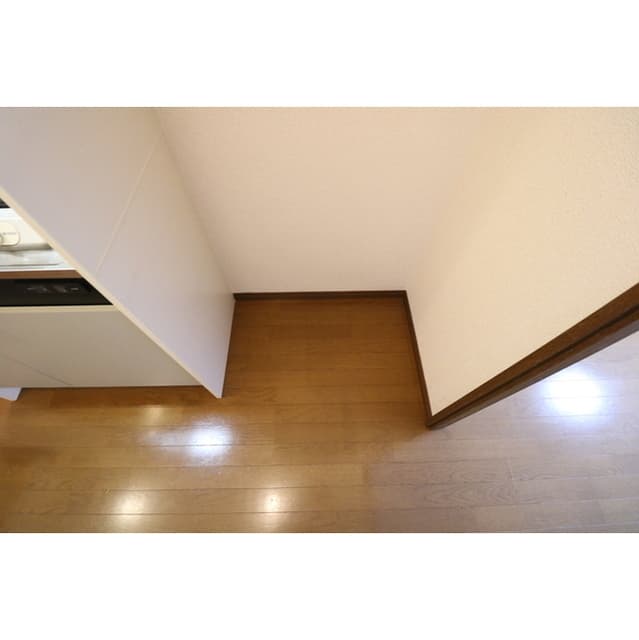Room image 15