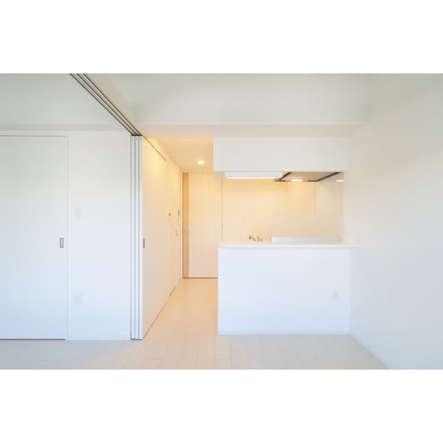 Room image 16