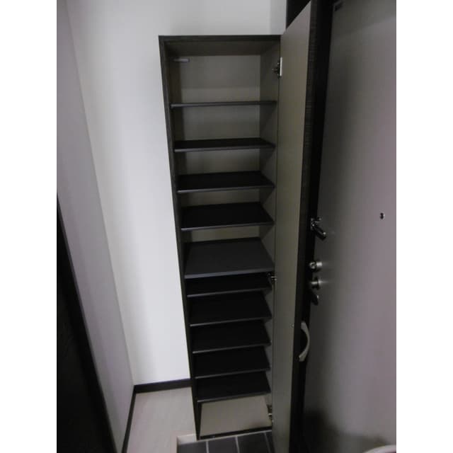 Room image 13