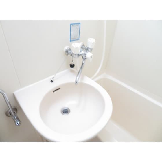 Room image 14